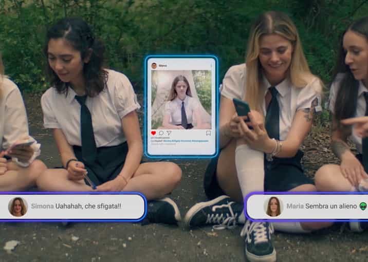 Adolescenza online, dal cyberbullismo alla web-dipendenza: guarda il film formazione "Dolores"  